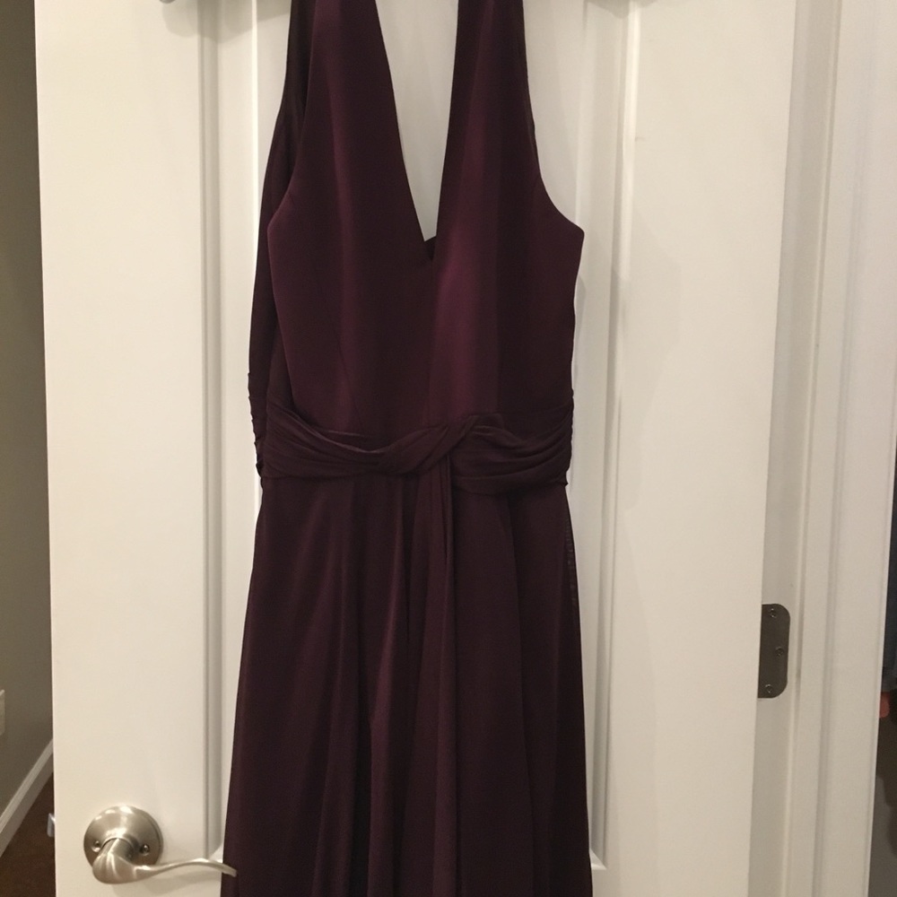 Karen Millen Softly drapes lightweight halter neck - Picture 5 of 8